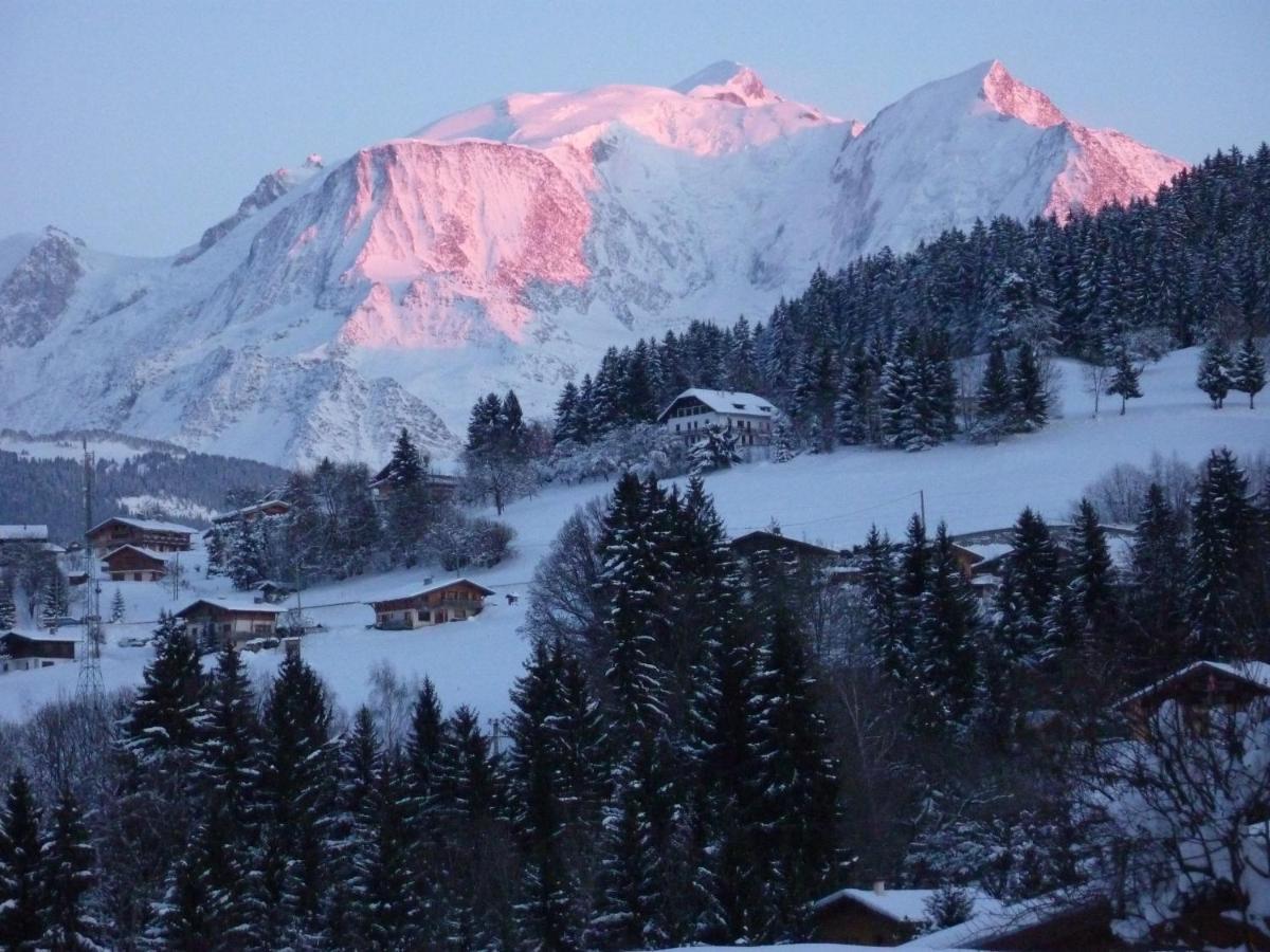 La Ferme Du Mont-Blanc Acomodação com café da manhã Combloux Exterior foto